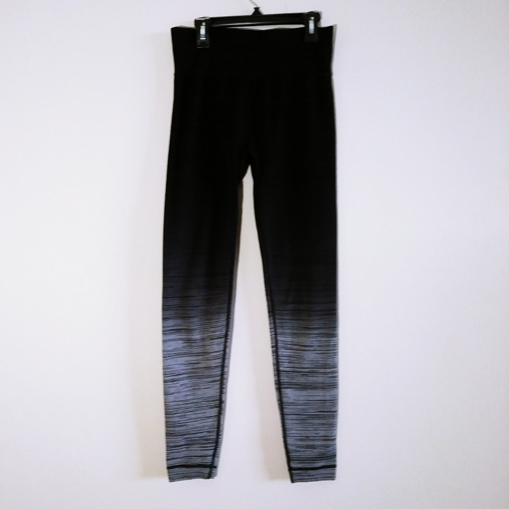 Shosho Women Black Gray Ombre Leggings Small